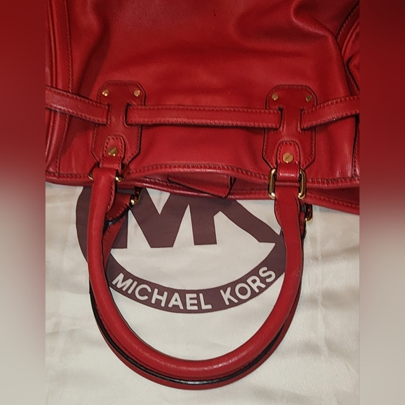 MICHAEL KORS Vintage Red Leather Shoulder Bag AQ-1208 - Picture 11 of 16